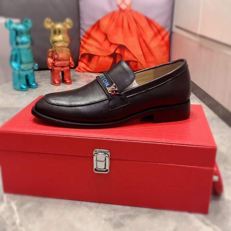 Picture of Louis Vuitton Shoes _SKULVsz38-441Cn061013831